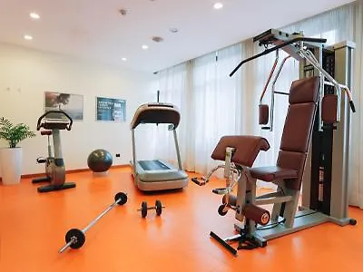 Mercure Piazza Bologna 3*