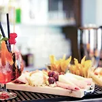 Mercure Piazza Bologna 3*