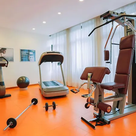 Mercure Piazza Bologna 3*
