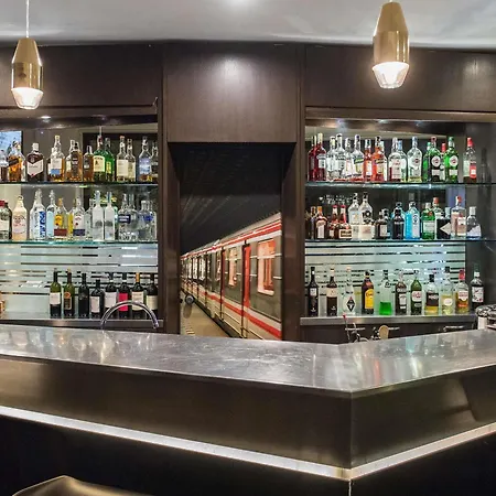 Mercure Piazza Bologna فندق 3*