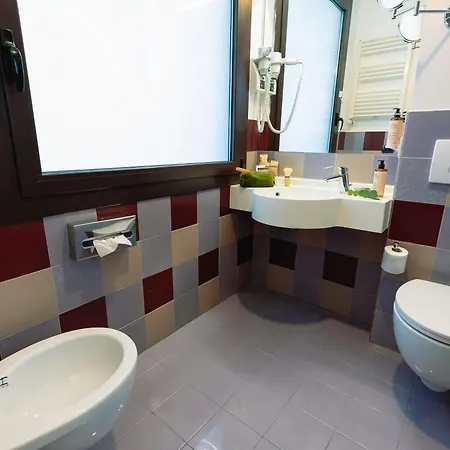 Mercure Piazza Bologna Hotel 3*