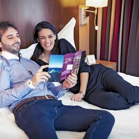 Otel Mercure Piazza Bologna