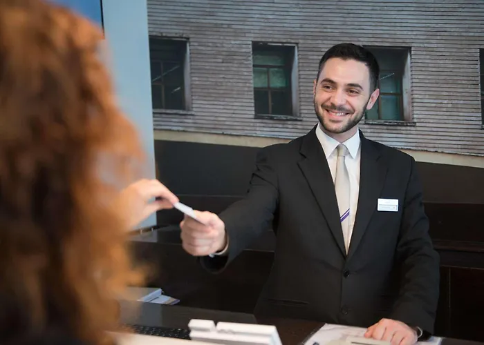 Hotel Mercure Piazza Bologna 3*