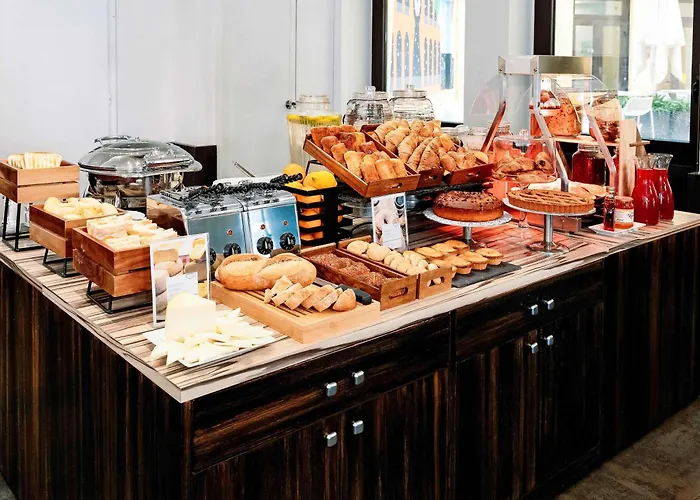 Mercure Piazza Bologna 3*