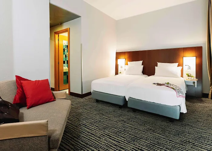 Mercure Piazza Bologna 3*